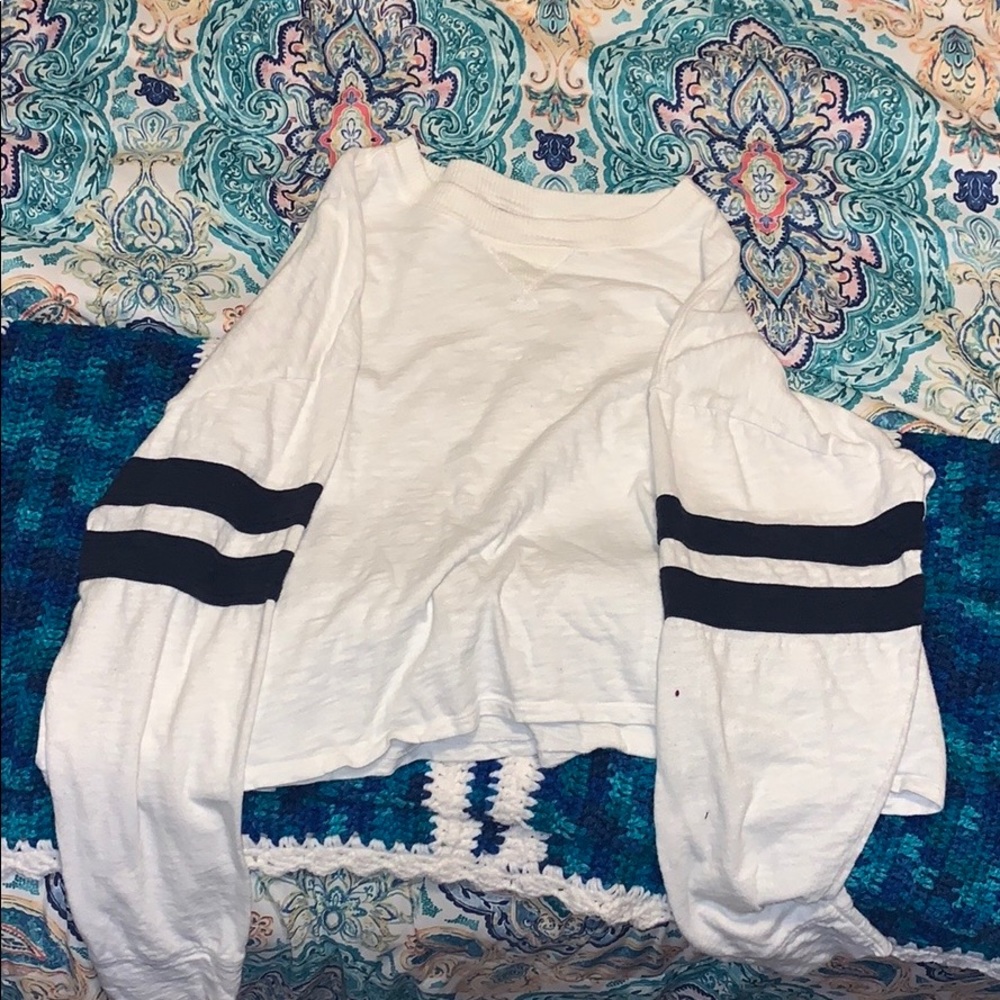 Hollister cropped long sleeve